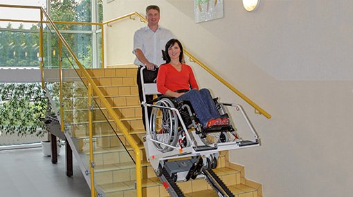 Anwendungsbeispiel für die Treppenraupe PUBLIC im Innenbereich