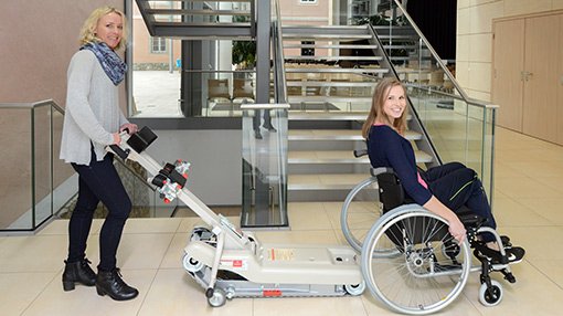 Anwendungsbeispiel für die Treppenraupe STANDARD im Innenbereich